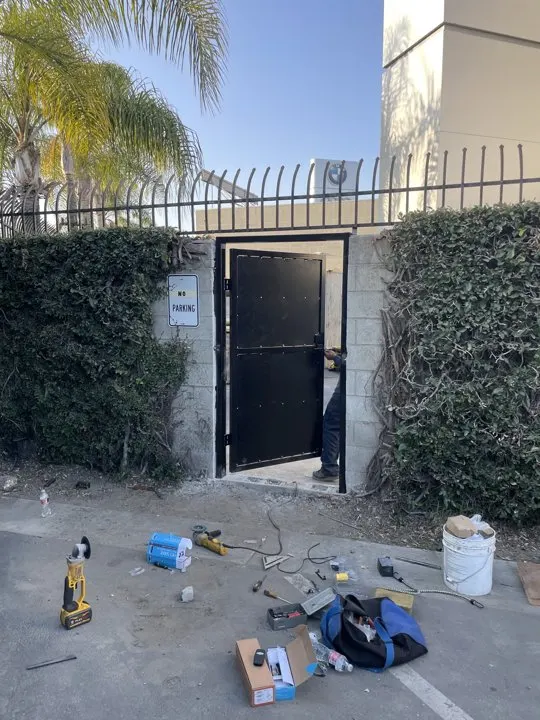 Pedestrian access opening during on-site work